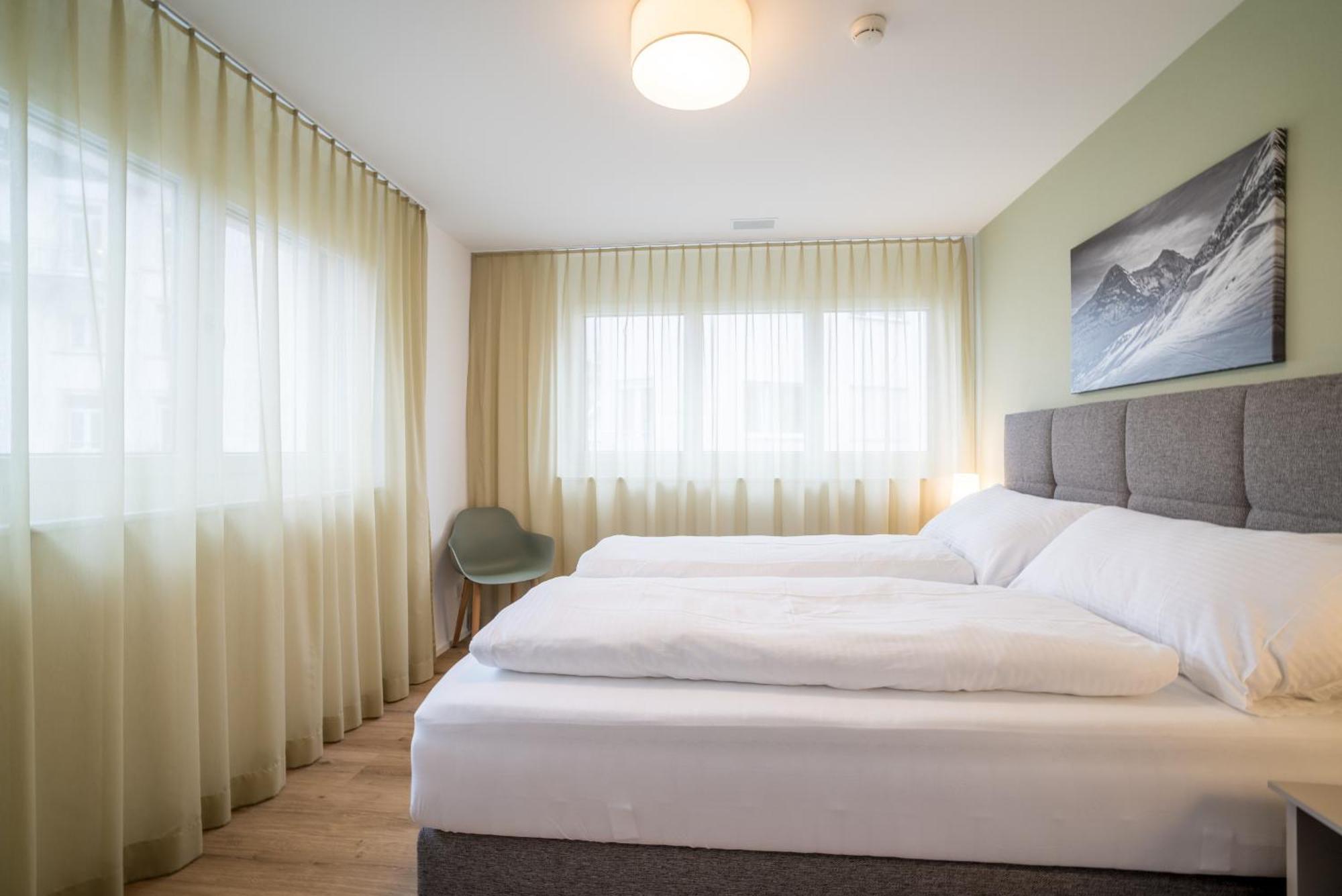 Modern City Apartments อินเทอร์ลาเคน ภายนอก รูปภาพ