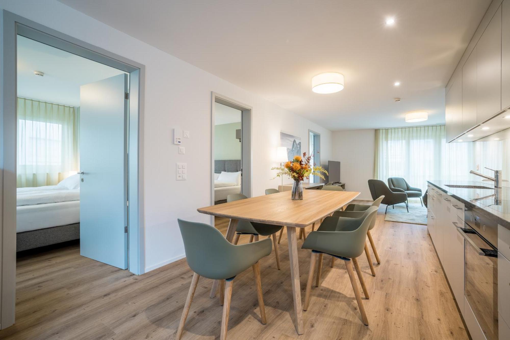 Modern City Apartments อินเทอร์ลาเคน ห้อง รูปภาพ